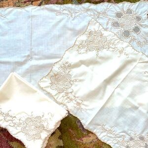 9-pc Antique Vintage Madeira Napkins & Table Runner Cream Ivory Tonal Stitching